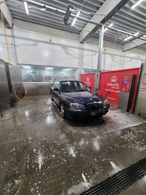 Vand Hyundai elantra - imagine 2