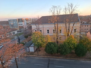 Apartament 3 camere etaj 4 cu garaj in Nadlac - imagine 15