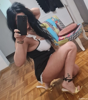 doamna matura poze reale