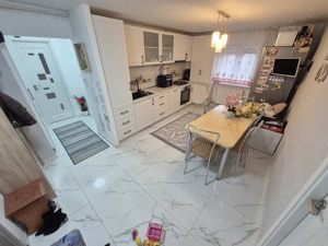 2 Cam-Sagului-5 Min de Centru-Mobilat-Centrala-Aer conditionat-Balcon- 60 MP - 90.000 Euro !