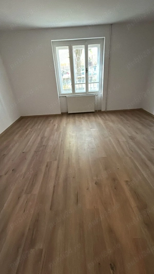 De îchiriat : apartament 4 camere la casă - imagine 3