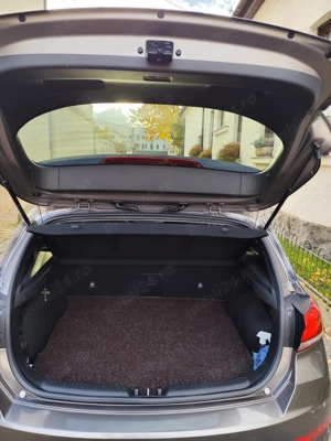 Hyundai i30 Highway  an 2021, 1.5 benzina 110CP - imagine 3