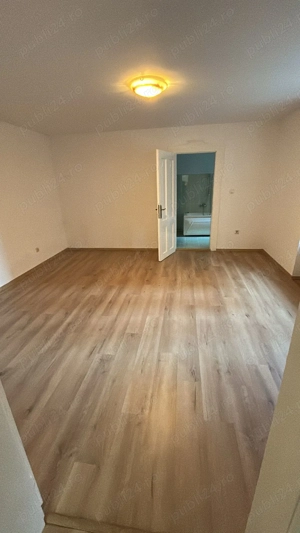 De îchiriat : apartament 4 camere la casă - imagine 5