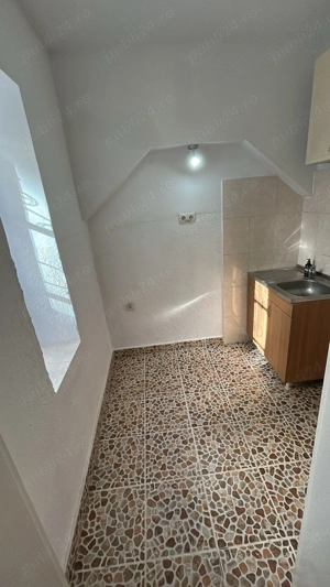 De îchiriat : apartament 4 camere la casă - imagine 11