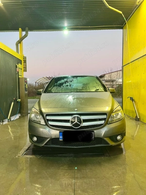 Mercedes B 