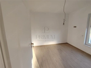 Duplex separat prin garaj - asfalt - panouri fotovoltaice - zona excelenta - toate utilitatile. - imagine 11