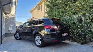 Renault-Megane-Bose-1,5-Dci-Led-Navi-6+1 viteze-Euro5- - imagine 3
