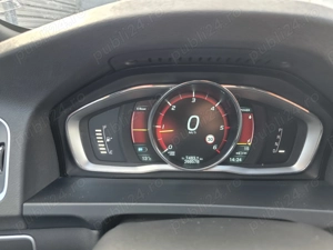 Vand Volvo V60 2013 hibrid 283Cp - imagine 6