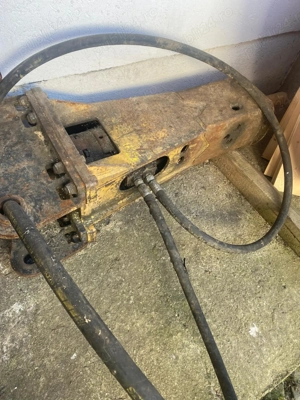 Vand sau schimb buldoexcavator New Holland  - imagine 2