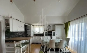 Apartament 4 camere tip penthouse - imagine 3