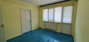 Vanzare apartament decomandat - 3 camere, zona ultracentrala - imagine 4