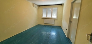 Vanzare apartament decomandat - 3 camere, zona ultracentrala - imagine 3