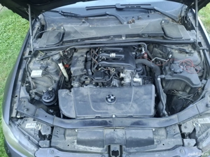 dezmembrez bmw e90