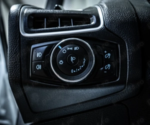 FORD FOCUS Fab. 2013 Benzină Euro5 Parbriz Scaune Încălzite Senzori Jante - imagine 13