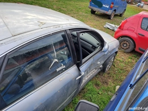 Audi A6 2.5 2002 dezmembrare - imagine 3