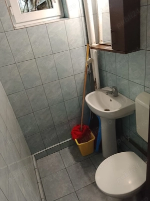 Închiriez garsonieră  - imagine 6