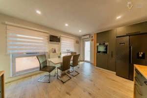 Vila moderna cu 5 camere de vanzare in Bujac