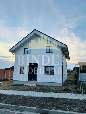 Casa individuala P+ M an 2024 699mp teren, Giarmata - imagine 2