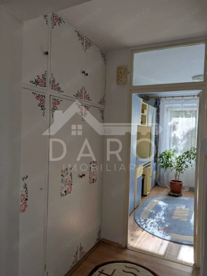 Vând apartament 3 camere – ideal pentru locuință sau cabinet medical – - imagine 7