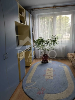 Vând apartament 3 camere – ideal pentru locuință sau cabinet medical – - imagine 3