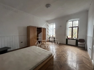 De VÂNZARE - apartament 3 camere zona Maria