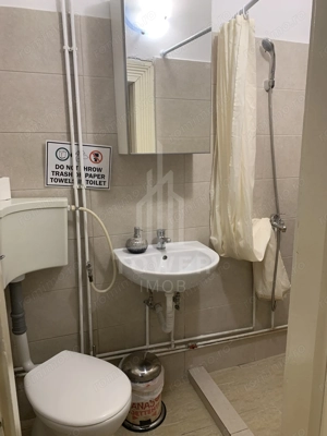 Casa single, cu 3 apartamente si garsoniera , regim hotelier-zona ultracentrala - imagine 3