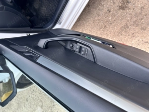 Skoda Superb 2.0 TDI - imagine 9