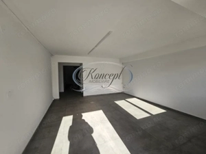 Spatiu vizibil pe strada Plevnei, trafic auto intens