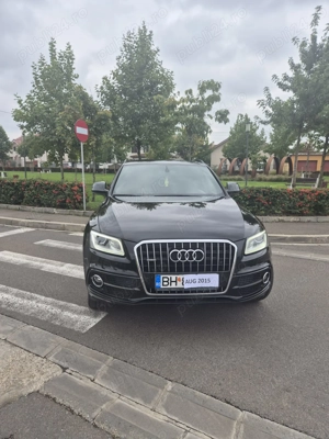Vând Audi Q5 
