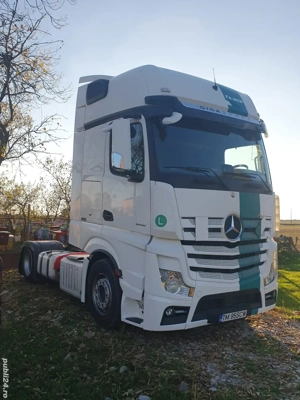 Mercedes-Benz Actros GigaSpace Mega 
