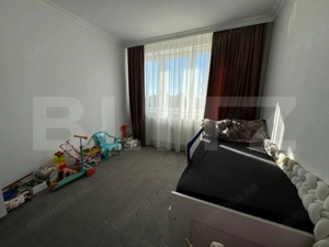 Apartament cu 3 camere decomandat, 70 mp, zona Decebal - imagine 8