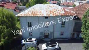 Clădire de vânzare în centrul orașului Curtea de Argeș. - imagine 10