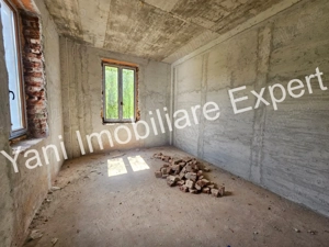 Clădire de vânzare în centrul orașului Curtea de Argeș. - imagine 5