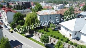 Clădire de vânzare în centrul orașului Curtea de Argeș. - imagine 12