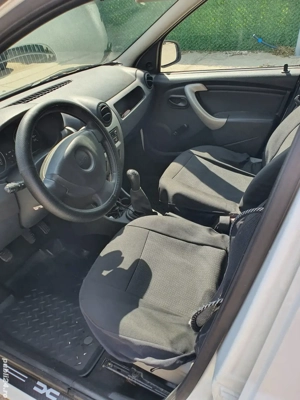 Logan VAN 2012 - imagine 4