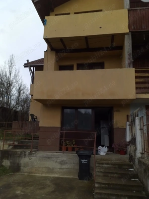 Vila P+1 cu 5 camere si garaj + teren 433mp - imagine 6