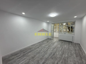 De vanzare apartament cu 2 camere, etaj2, RENOVAT IN TOATALITATE - imagine 3