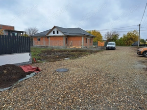 Teren  pentru constructie casă  in zonă  excelentă Balta Verde,PODARI ,utilitati: gaze ,curent,canal - imagine 5