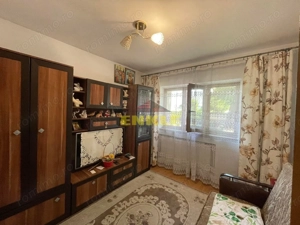De vanzare apartament (se accepta si schimb cu casa) - imagine 2
