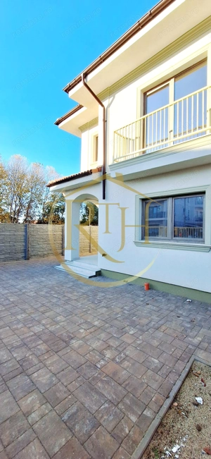 Oferim spre vanzare casa-duplex cu 4 camere si 3 bai situata in Giroc - imagine 20