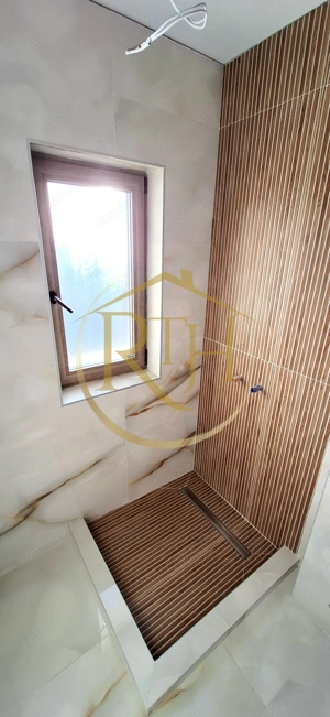 Oferim spre vanzare casa-duplex cu 4 camere si 3 bai situata in Giroc - imagine 10