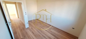 Oferim spre vanzare casa-duplex cu 4 camere si 3 bai situata in Giroc - imagine 15