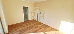 Oferim spre vanzare casa-duplex cu 4 camere si 3 bai situata in Giroc - imagine 9