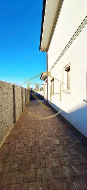 Oferim spre vanzare casa-duplex cu 4 camere si 3 bai situata in Giroc - imagine 17