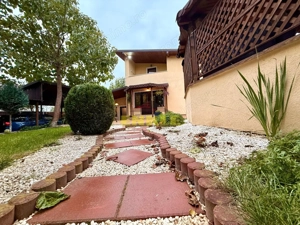 Casă de vânzare  P+M– 163 mp utili, teren 544 mp.