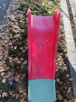 Trotineta și topogan 