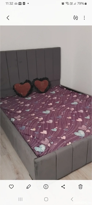 Primesc în gazdă într-o cameră la vilă din Vișani 