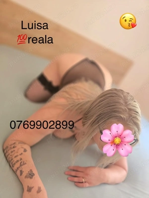 Luisa blonda cu forme!pozele reale