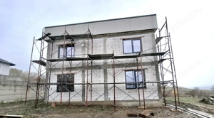 Casă P+E la roșu, 165 mp utili, teren 500 mp – Catamarasti Deal