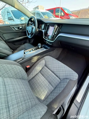 Volvo V60 Mild Hybrid 2021 - imagine 19